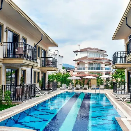 Calis Beach - Yasam Park & 2 公寓 费特希耶