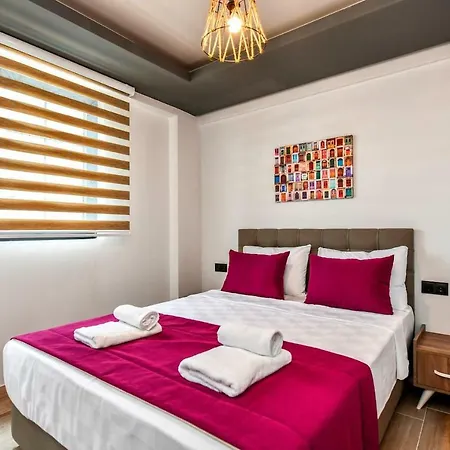 Calis Beach - Yasam Park & 2 Apartment Fethiye